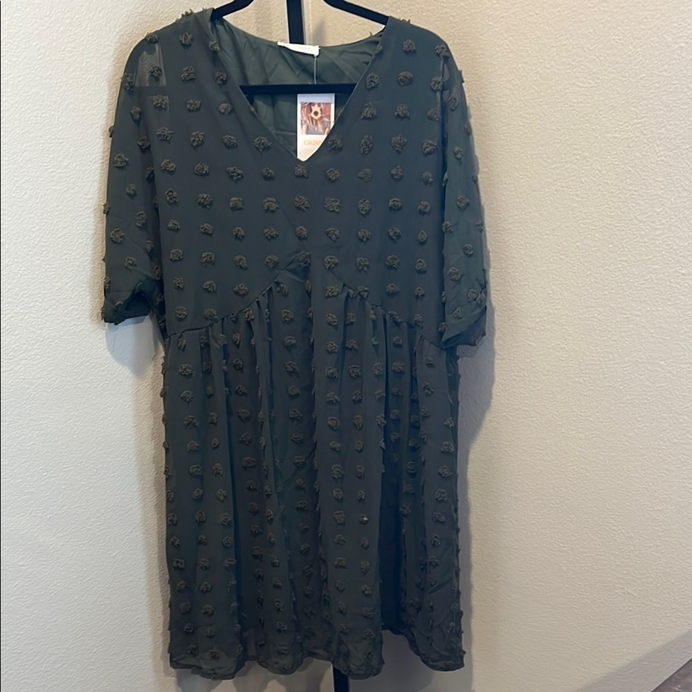 Green Textured V-Neck Dress